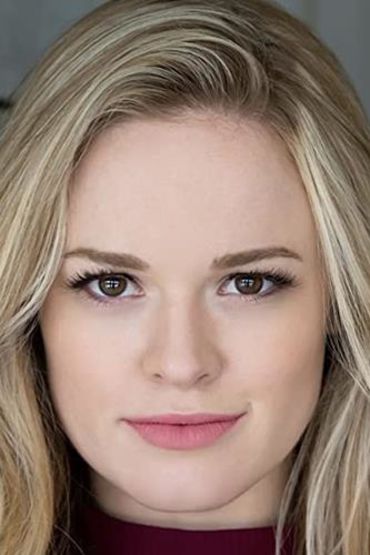 Эмили Топпер