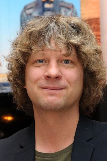 Кетт Тортон