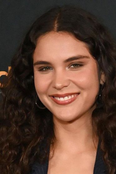 Изабель Анайя