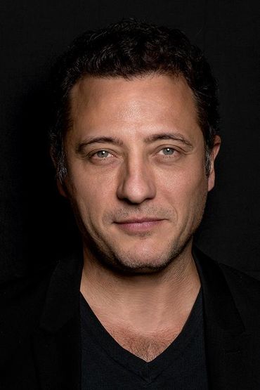 Иигит Озшенер