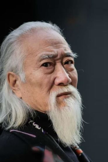 Хоу Тунцзян