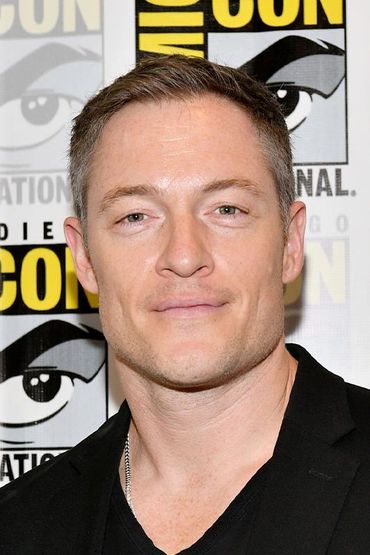 Тамо Пеникетт