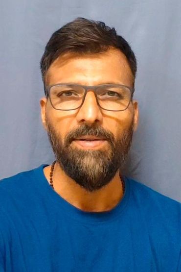 Авинаш Бадал