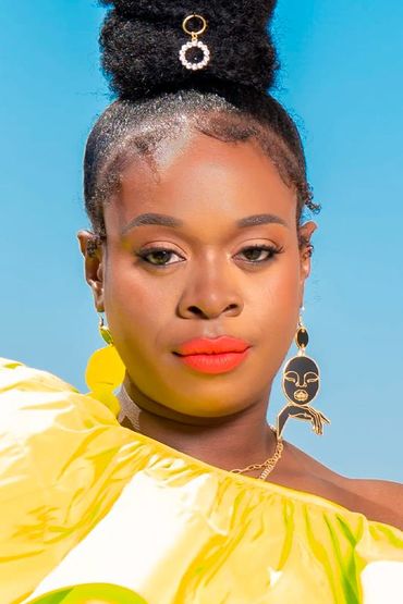 Брайа Хендерсон