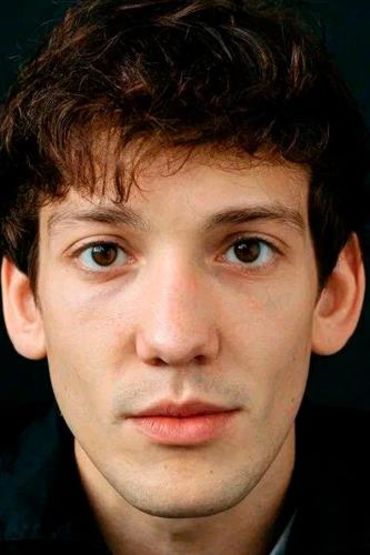 Константин Мирошников