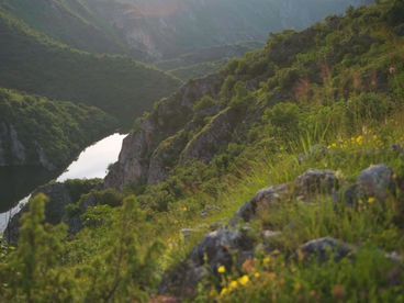 Каньон Увац на закате Сербия