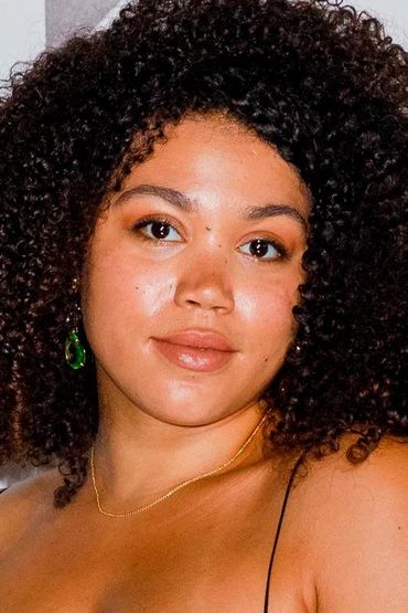 Руби Баркер