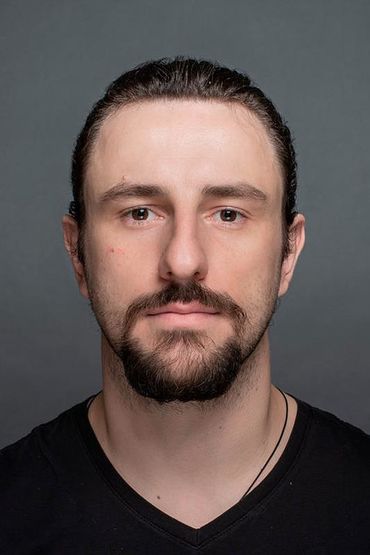 Игорь Днепров