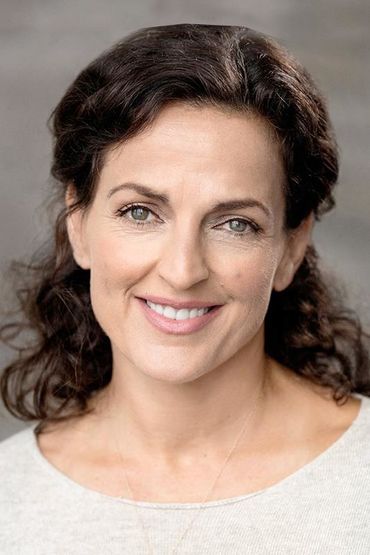 Николь Ансари-Кокс