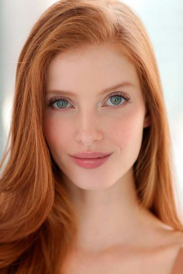 Клер Фризен