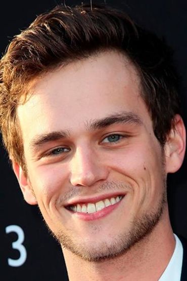 Брэндон Флинн