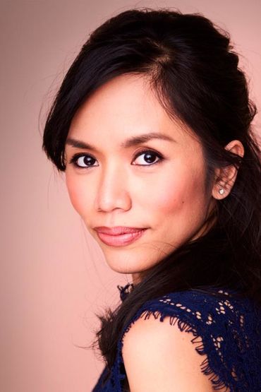 Айна Думлао