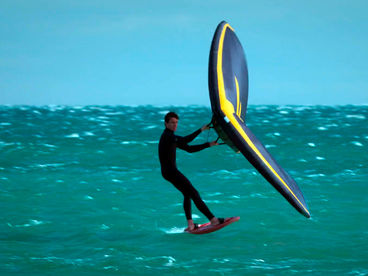 Виндсерфинг в Лёкат в регионе Окситания Виндсерфинг в Лёкат в регионе Окситания