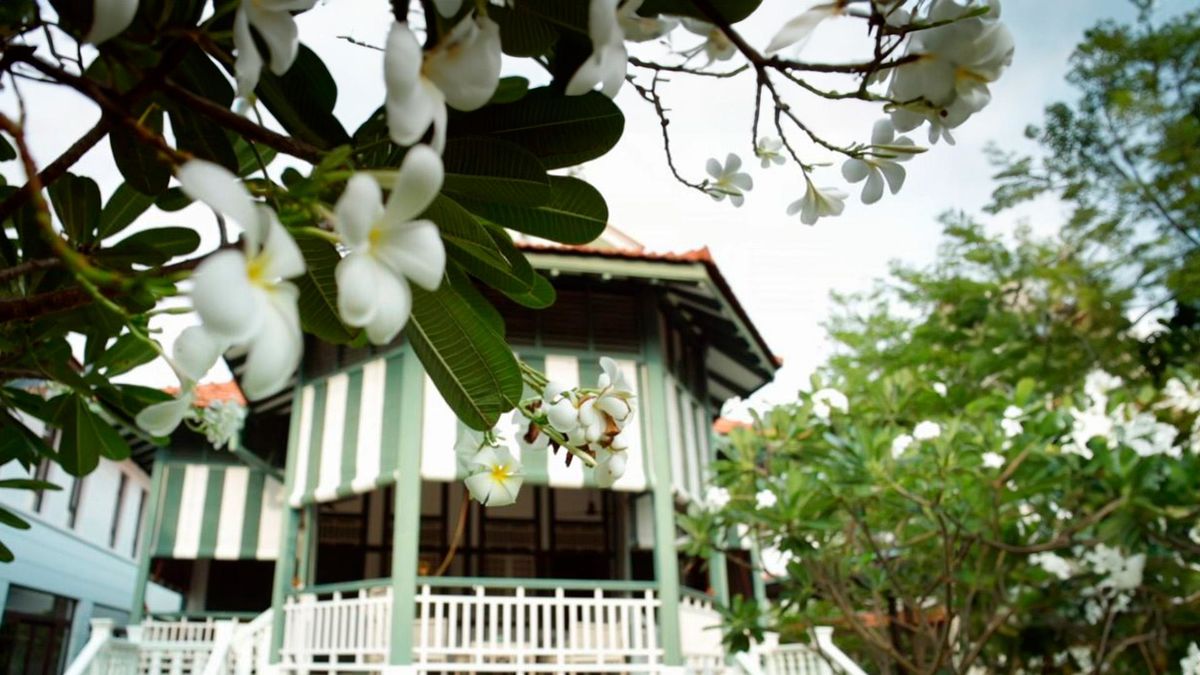 Индонезия:   яванская эклектика и новый индийский стиль