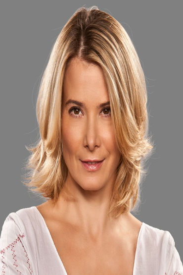 Юлия Высоцкая