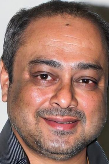 Сачин Кхедекар