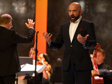 Макс Эмануэль Ценчич, Макс Эмануэль Ценчич,