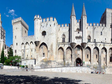 Папский дворец Авиньона Папский дворец Авиньона