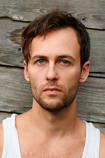 Эдриан Макморран