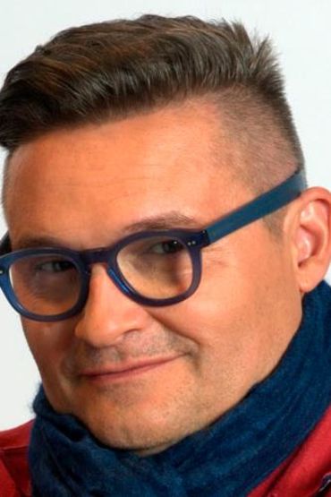 Александр Васильев