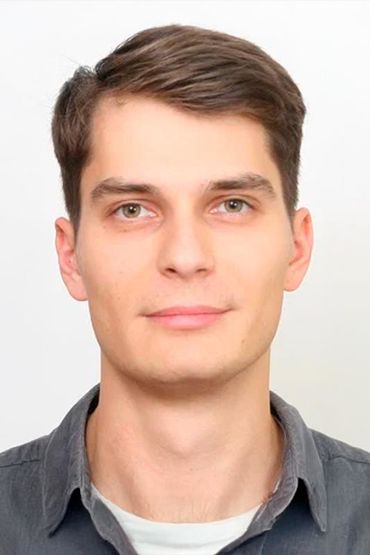 Айвар Надеев