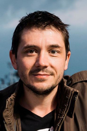 Мэттью Холмс