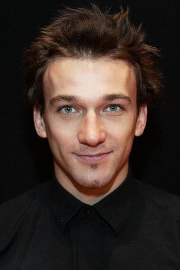 Кирилл Комаров