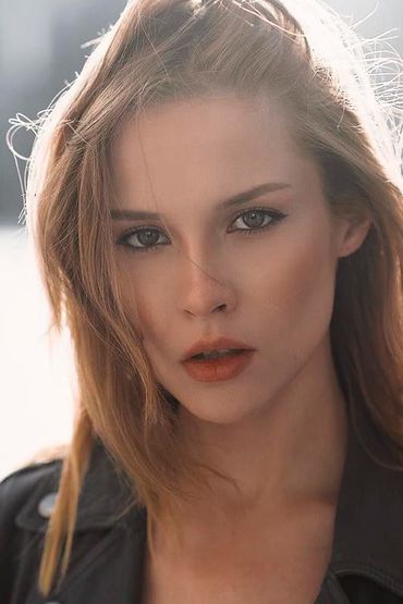 Полина Давыдова