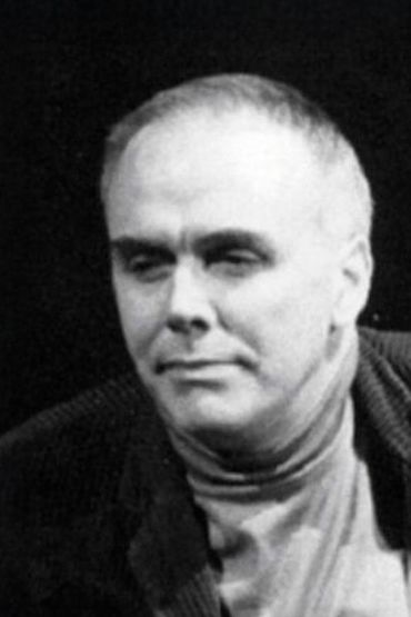Юбер Жиню