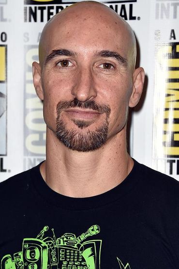 Скотт Менвиль