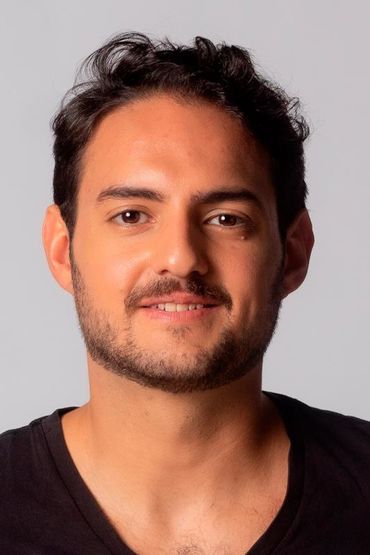 Эстебан ла Де