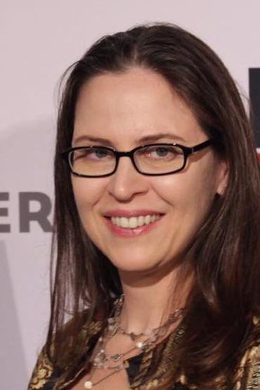 Николь Джонс-Дион