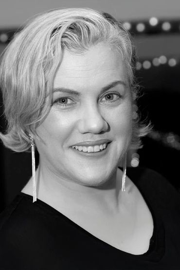 Шивон Туарис Ни