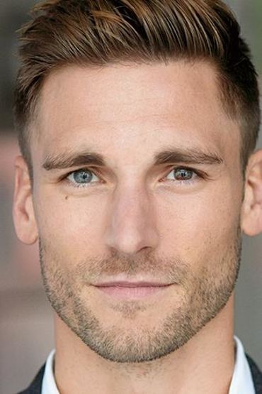 Эндрю Уокер У.