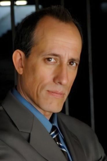 Алекс Фернандес