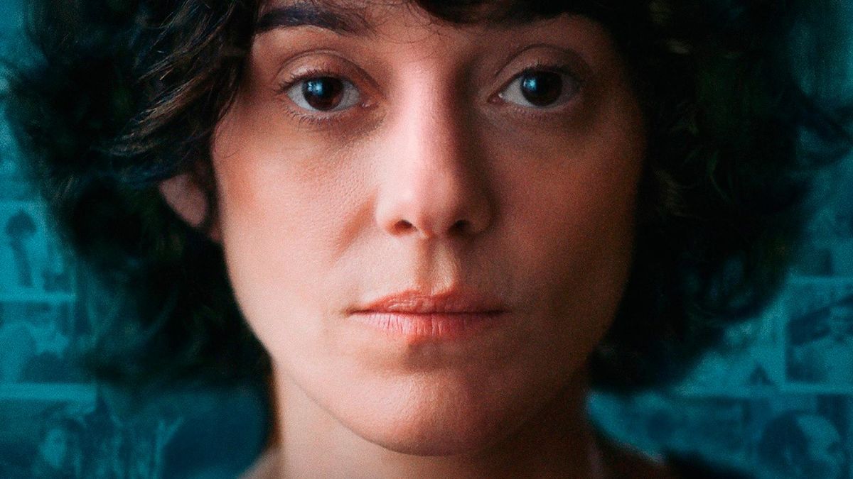 Маленькая девочка в голубом