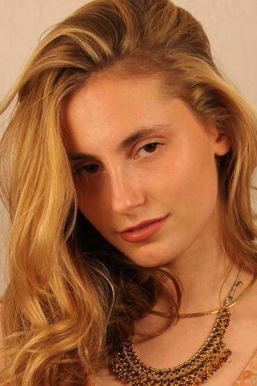 Энни Хэмилтон