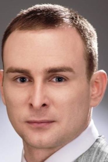 Игорь Петров