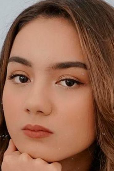 Ersya Aurelia