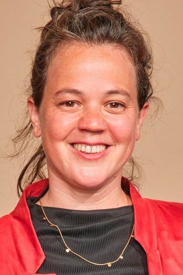 Рути Прибар