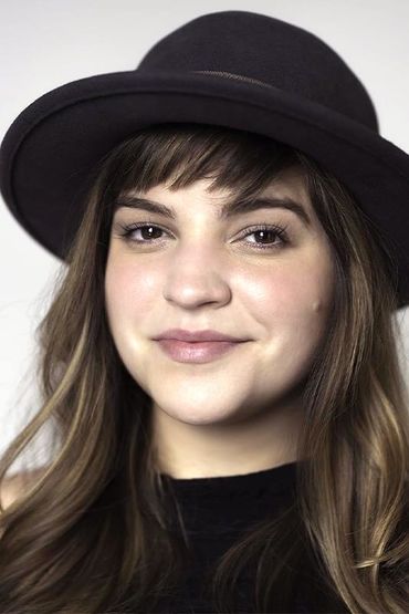 Паола Лазаро