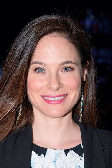 Кэролайн Деверне