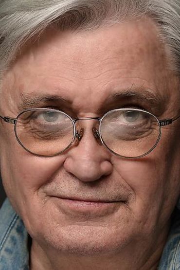 Владимир Яканин