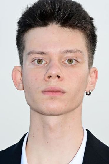 Леон Де Ла Валле