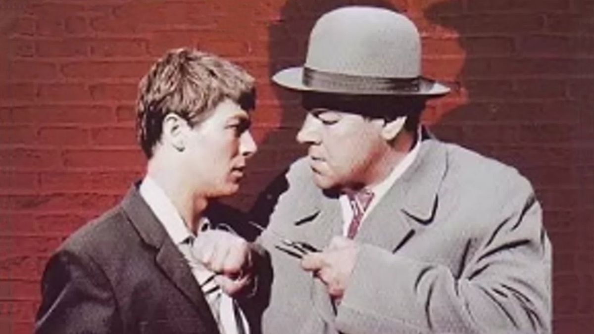 Два билета на дневной сеанс