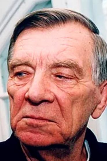 Эдуард Павулс