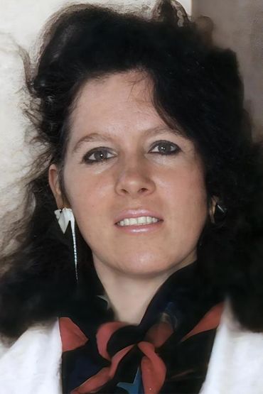 Маргарет Огустин