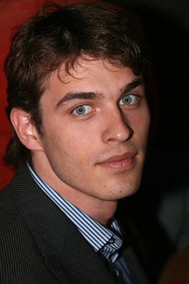 Василий Степанов