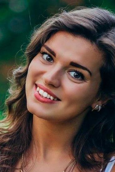 Алина Балахонова