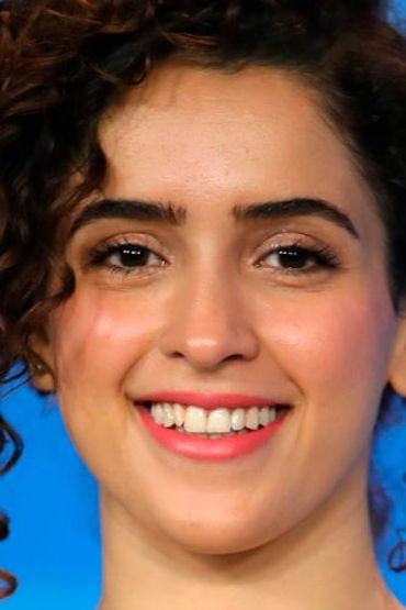 Санья Малхотра